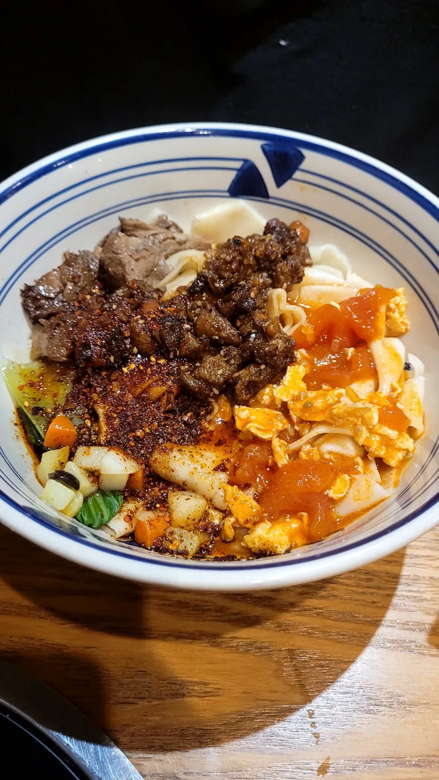 Noodles with beef and egg